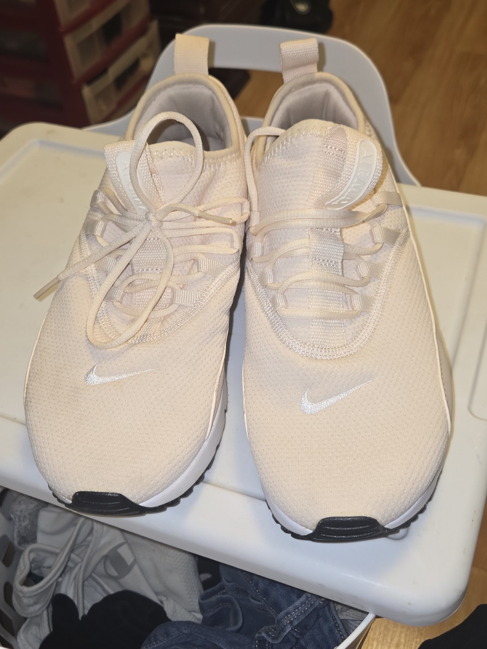 Nike Air Max Command